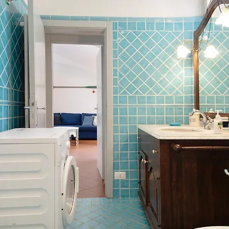 Apartment Paradise- Luigi 16