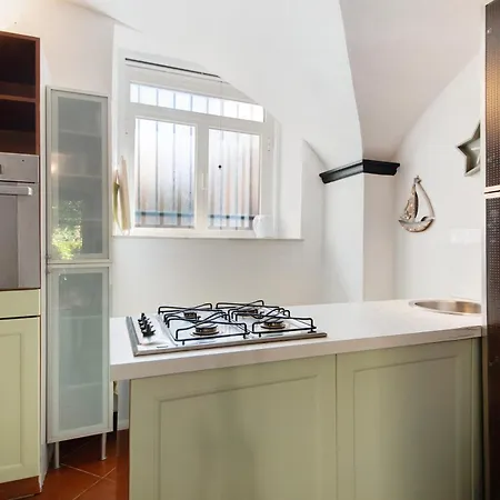 Paradise- Luigi 16 Apartment