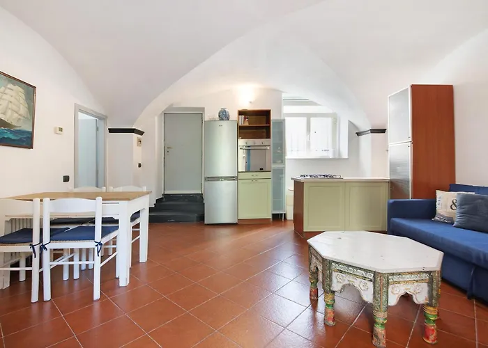 아파트 Paradise- Luigi 16 *