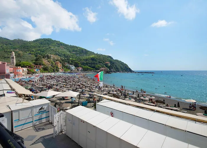 Paradise- Luigi 16 *